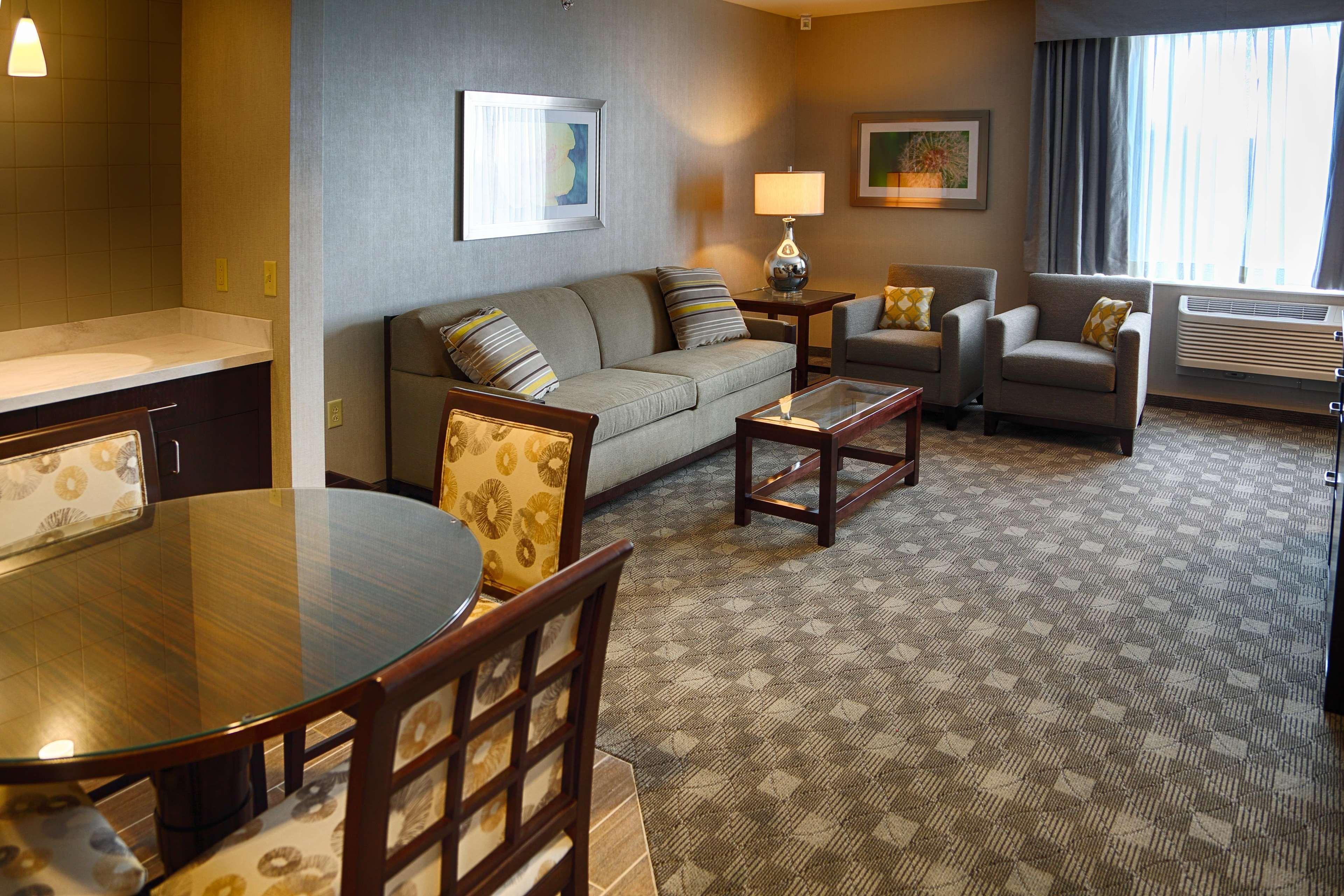 Doubletree By Hilton Lawrenceburg Exterior foto
